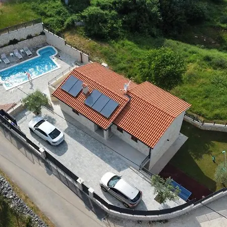 Luxury Petros Вилла Малинска