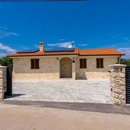 Villa Luxury Petros