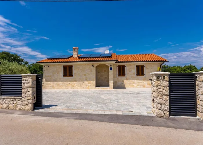 Villa Luxury Petros