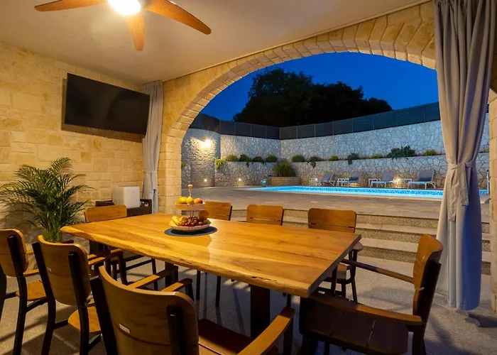 Luxury Petros Villa *