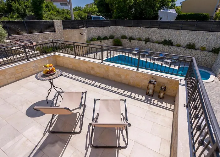 Luxury Petros Villa *